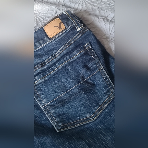 American Eagle Jean Shorts size 6 - Picture 8 of 8